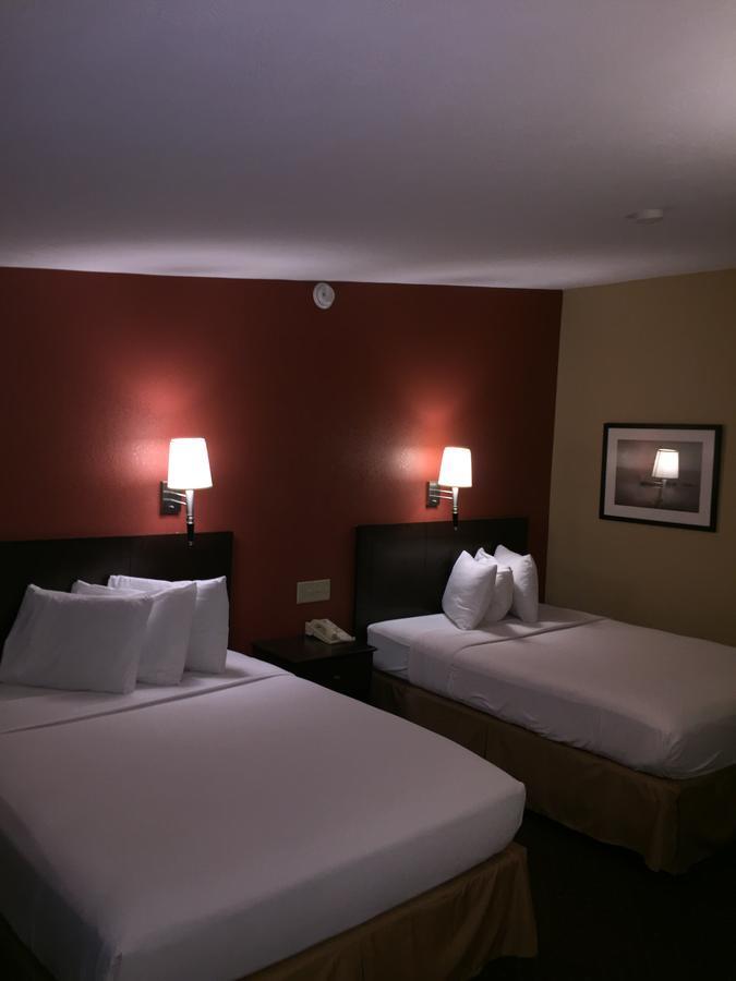 Rodeway Inn & Suites Rockford Extérieur photo