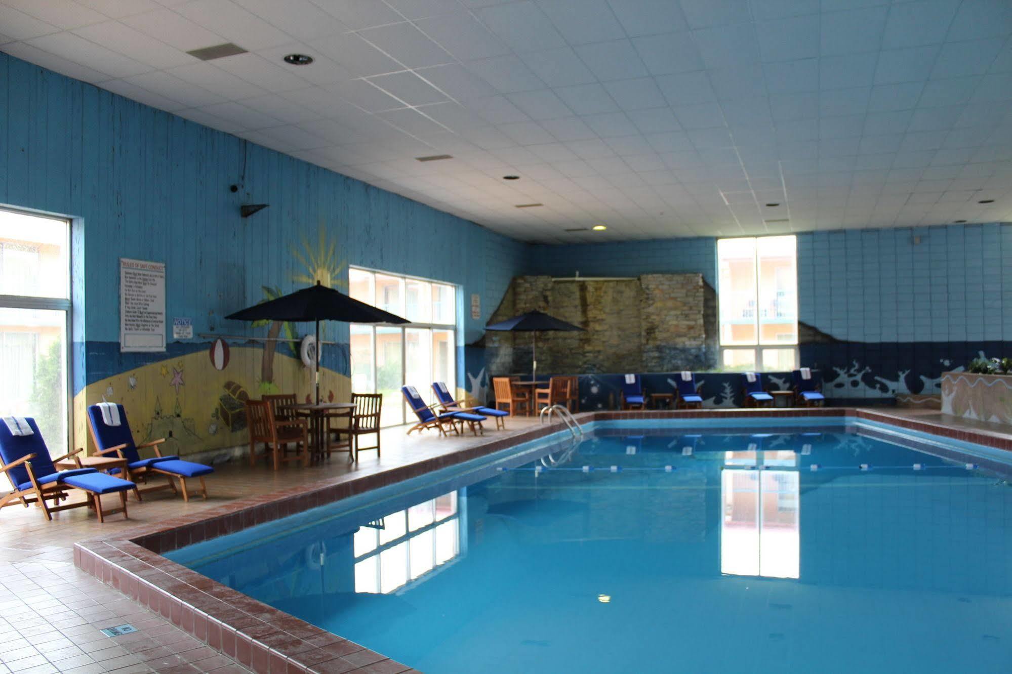 Rodeway Inn & Suites Rockford Extérieur photo