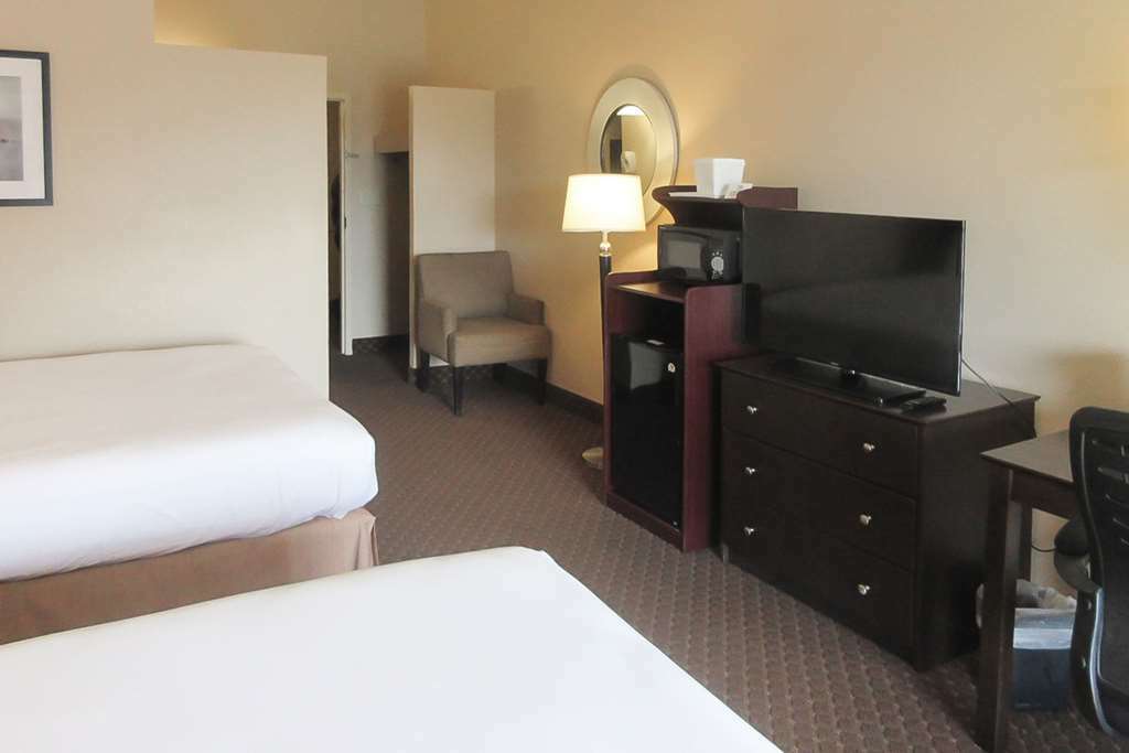 Rodeway Inn & Suites Rockford Chambre photo