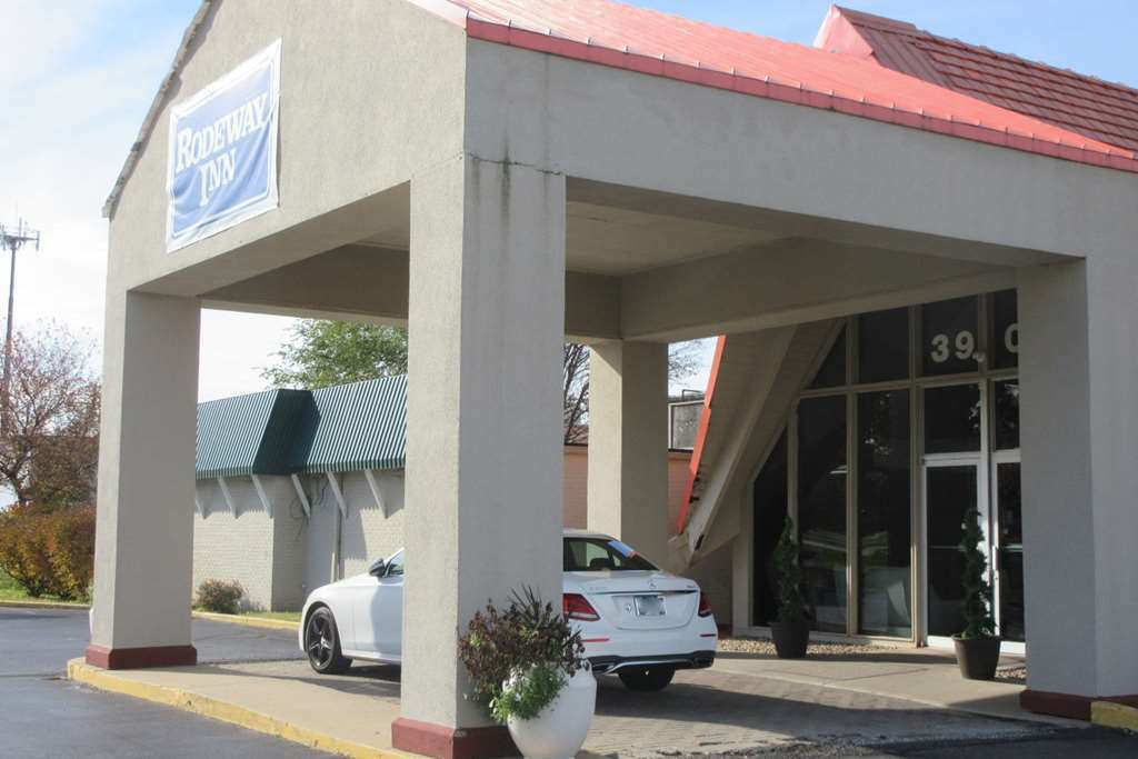 Rodeway Inn & Suites Rockford Extérieur photo